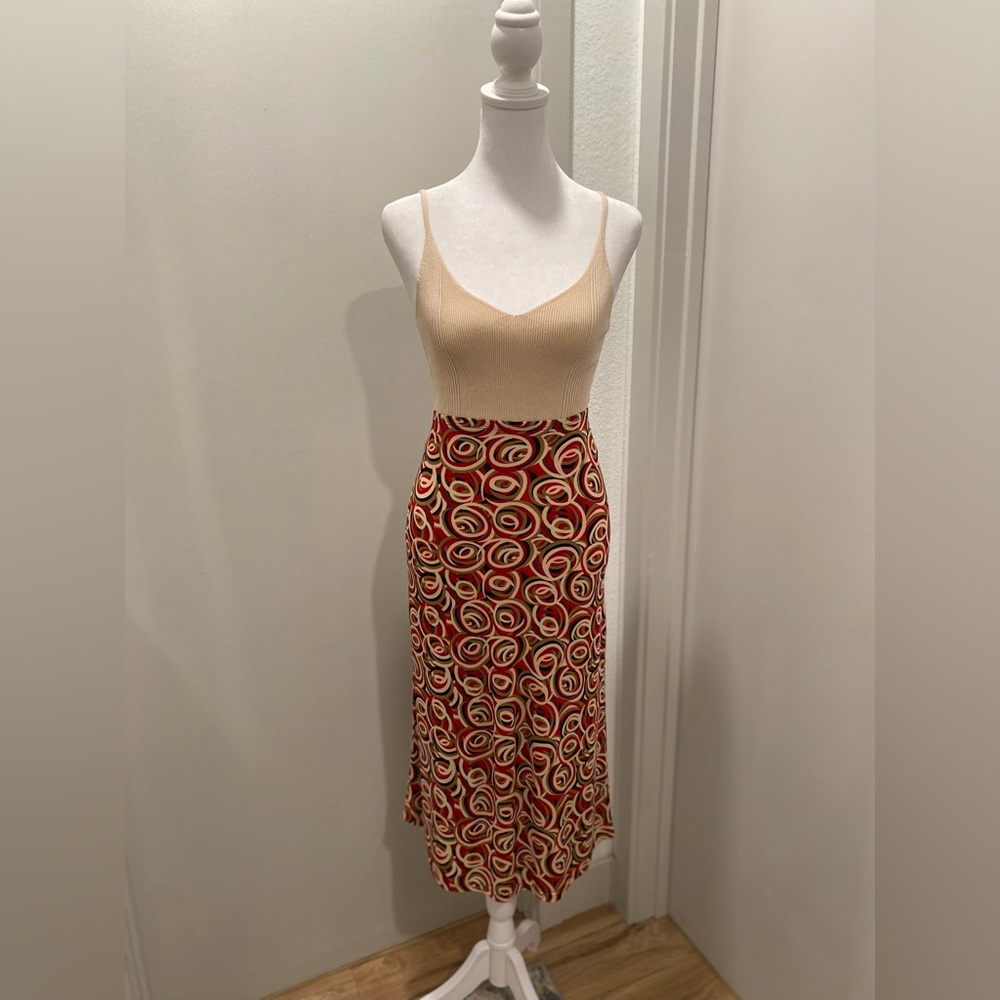VTG 90s Y2K Charlotte Russe Mid-Length Red & Tan Swirl Patterned Skirt - M - Picture 13 of 13
